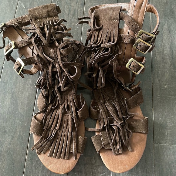 Jeffery Campbell Suede Gladiator Fringe Sandals with Adjustable Straps Size 8 - Picture 2 of 7